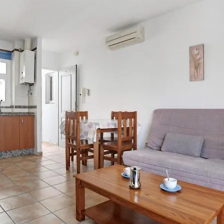 Apartamento Perez Zara 6 *